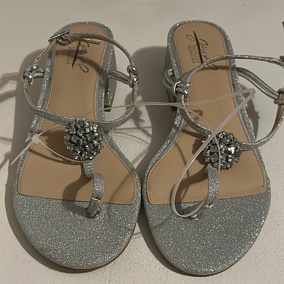 New shoes by jewel - Picture 1 of 4